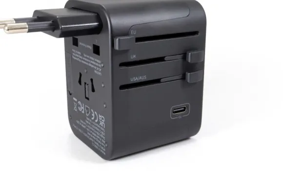 Origin Outdoors Universal Steckeradapter Weltenbummler