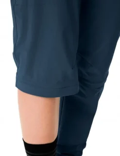 VAUDE Womens Farley Stretch Capri T-Zip Pants III