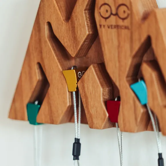 YY Vertical Key Holder Mountain